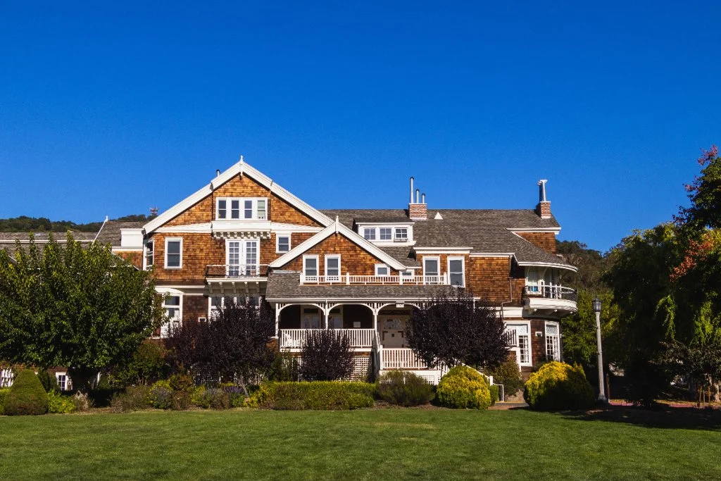 Quogue lawn care and property services